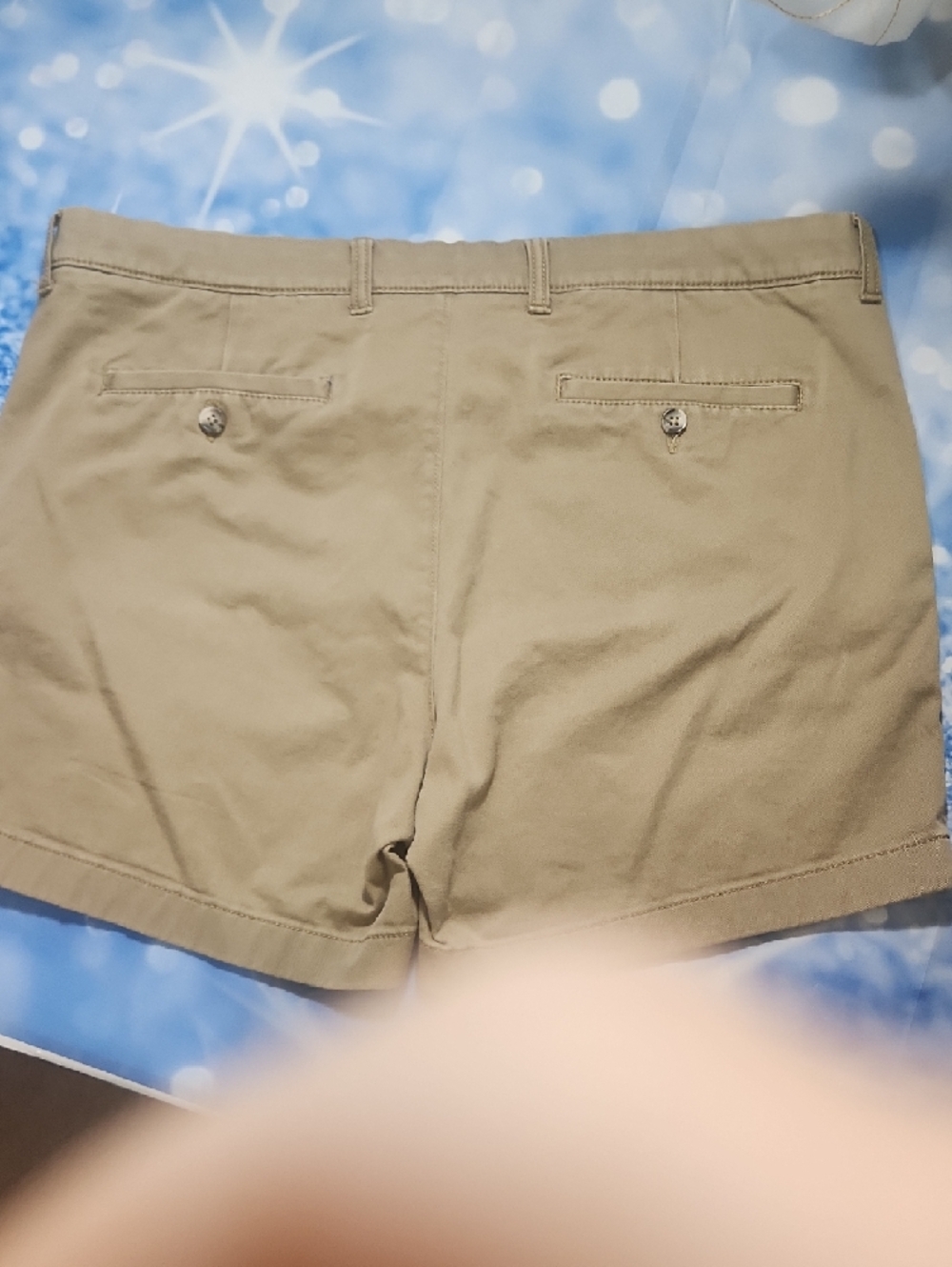 Roundtree & Yorke Tan Flat-Front Men's Shorts - Picture 7 of 8
